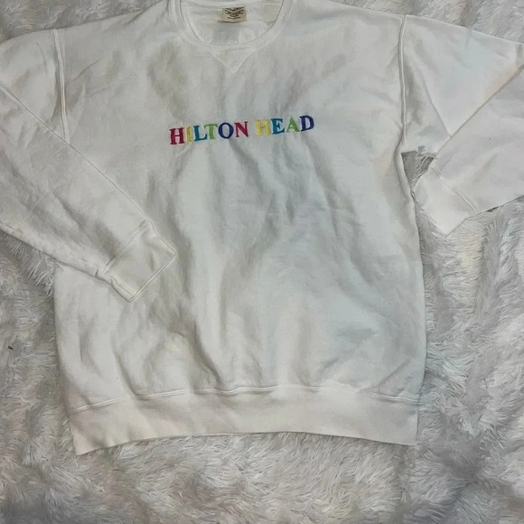 Hilton Head White Crewneck Comfort Colors Embroidered Sweatshirt size Medium - Picture 2 of 3